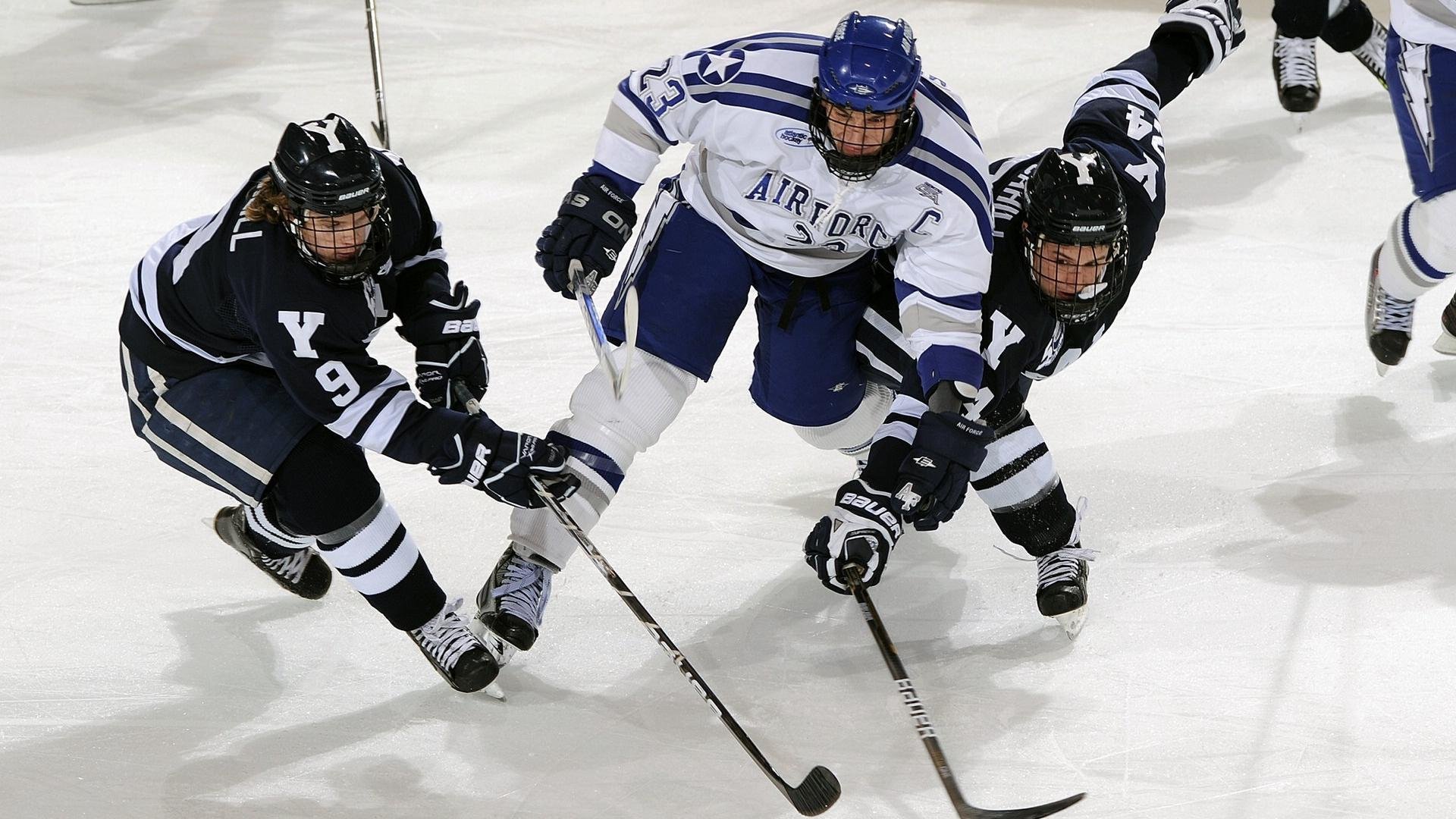 史上最“燃”瞬间:投篮、盖帽、突破集锦让人心潮澎湃,投篮被盖帽算失误吗